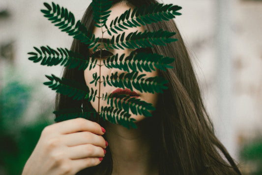 Protect skin against pollution